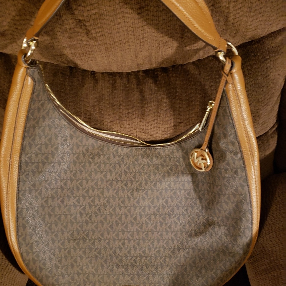 MICHAEL Michael Kors Lydia Hobo
